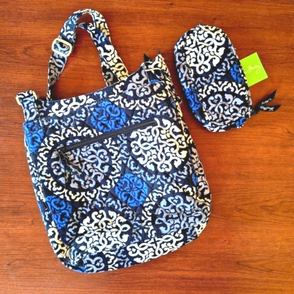 NWT Vera Bradley, Black & Blue Quilted Change Bag/ Excellent Preowned Large Bag - Picture 2 of 4